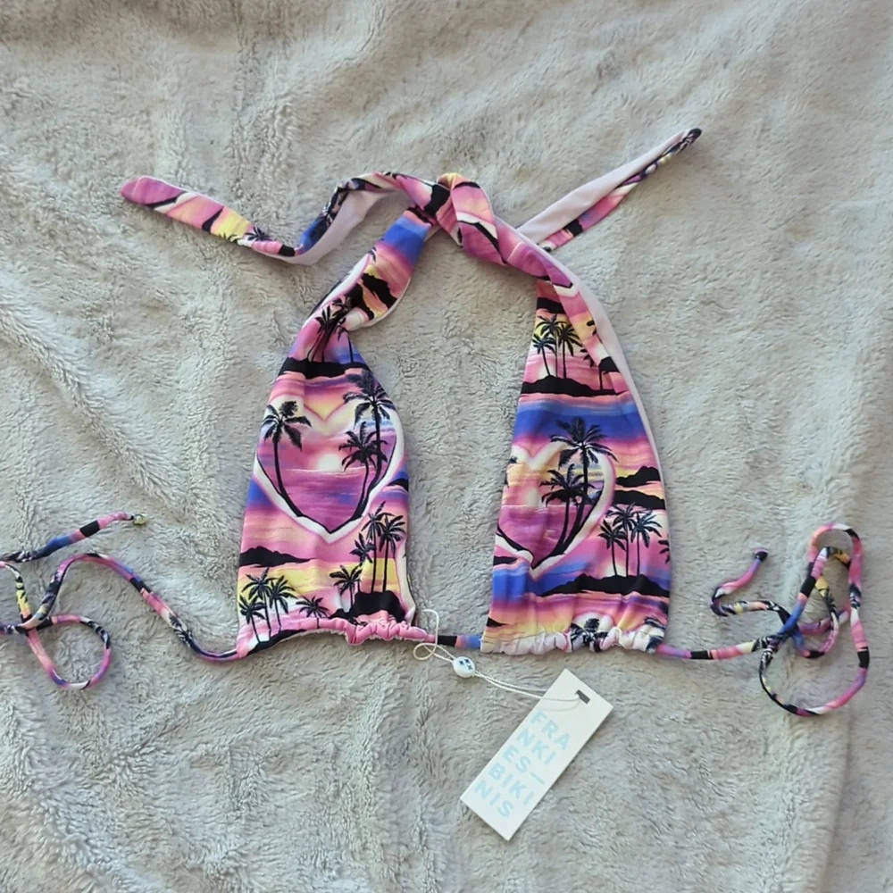 Frankies Bikinis brand new